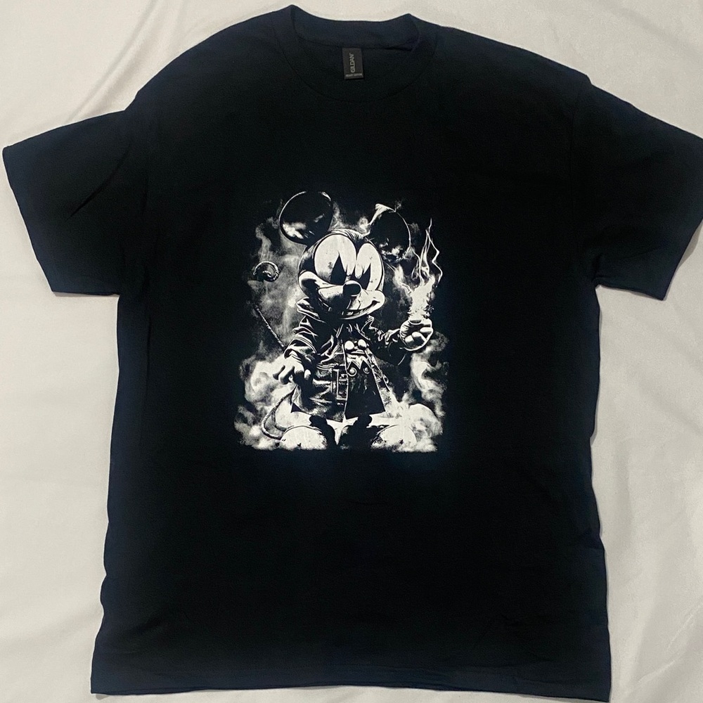 Mens Scary Mickey Mouse Black Graphic Tee Shirt Short Sleeve Size M